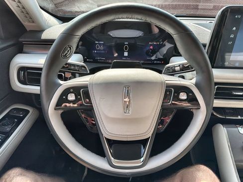 Certified 2026 Lincoln Aviator 2WD image 11