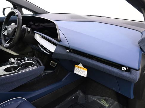 New 2026 Cadillac Optiq Luxury 2 w/ LPO, Floor Liner Package AWD/4WD image 15