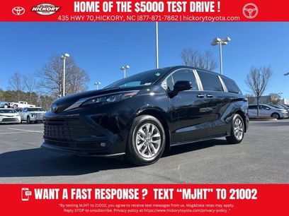 Used 2025 Toyota Sienna XLE