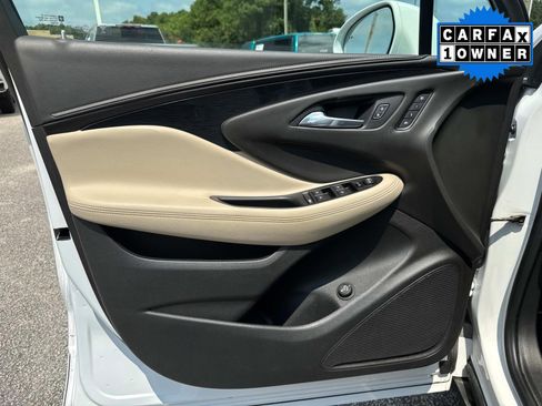 Used 2018 Buick Envision Essence image 19