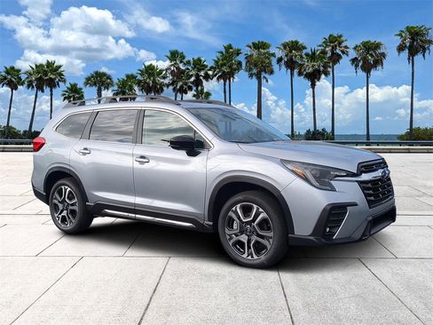 New 2025 Subaru Ascent Limited image 2