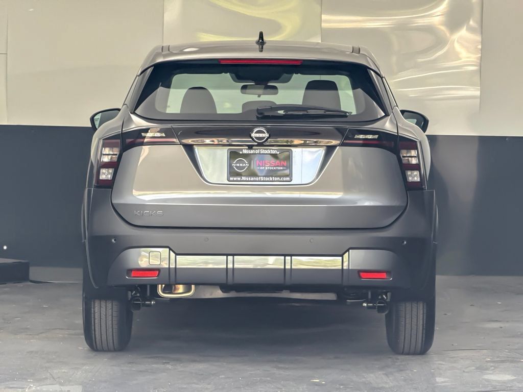 Used 2026 Nissan Kicks S w/ Charging Package FWD image 4