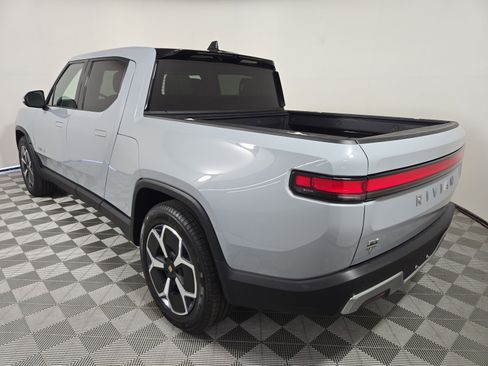 Used 2024 Rivian R1T Adventure AWD/4WD image 3