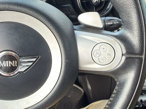 Used 2009 MINI Cooper Clubman Hardtop FWD image 8