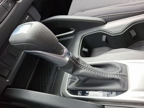 Used 2023 Nissan Frontier SV w/ Tow Package image 14