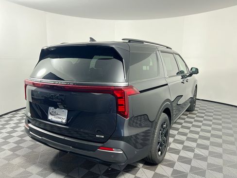 New 2026 Kia Carnival SX w/ SX Dark Edition Package image 3