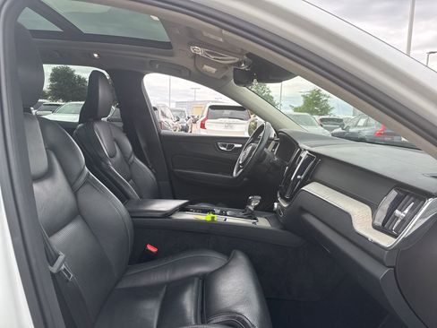 Used 2021 Volvo XC60 T5 Inscription w/ Advanced Package FWD image 8