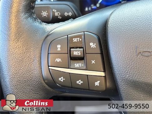 Used 2020 Ford Escape Titanium image 23