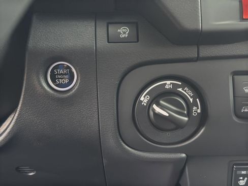 New 2025 Nissan Frontier PRO-4X w/ Pro Premium Package image 29