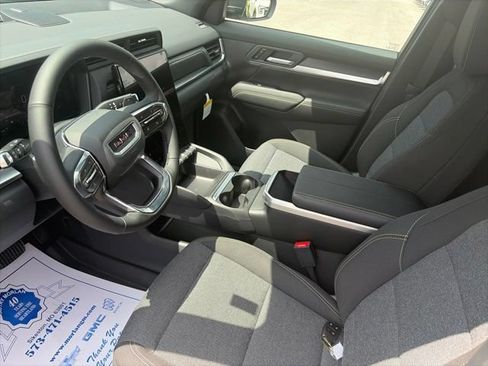 New 2027 GMC Terrain Elevation w/ LPO, Floor Liner Package AWD/4WD image 16