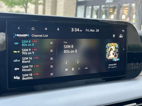 Used 2024 Hyundai Palisade Limited image 16