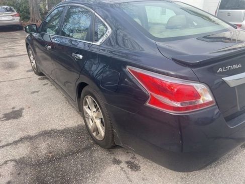 Used 2015 Nissan Altima 2.5 SL w/ Technology Package image 9