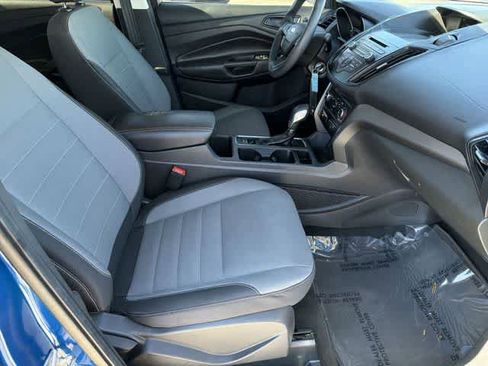 Used 2017 Ford Escape S FWD image 18
