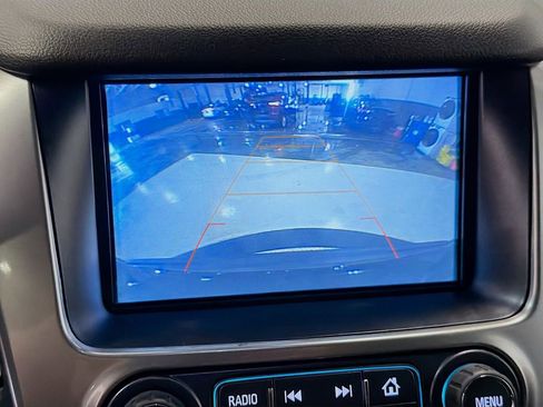 Used 2019 Chevrolet Tahoe Premier AWD/4WD image 17