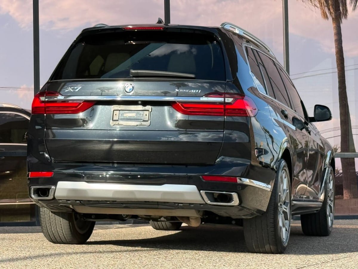 Used 2020 BMW X7 xDrive40i w/ Cold Weather Package AWD/4WD image 11