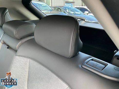 Used 2025 Kia Niro Wave FWD image 30