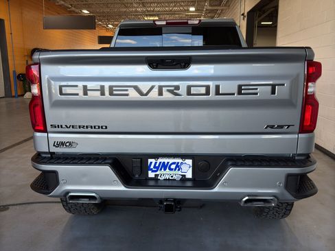Used 2024 Chevrolet Silverado 1500 RST AWD/4WD image 4