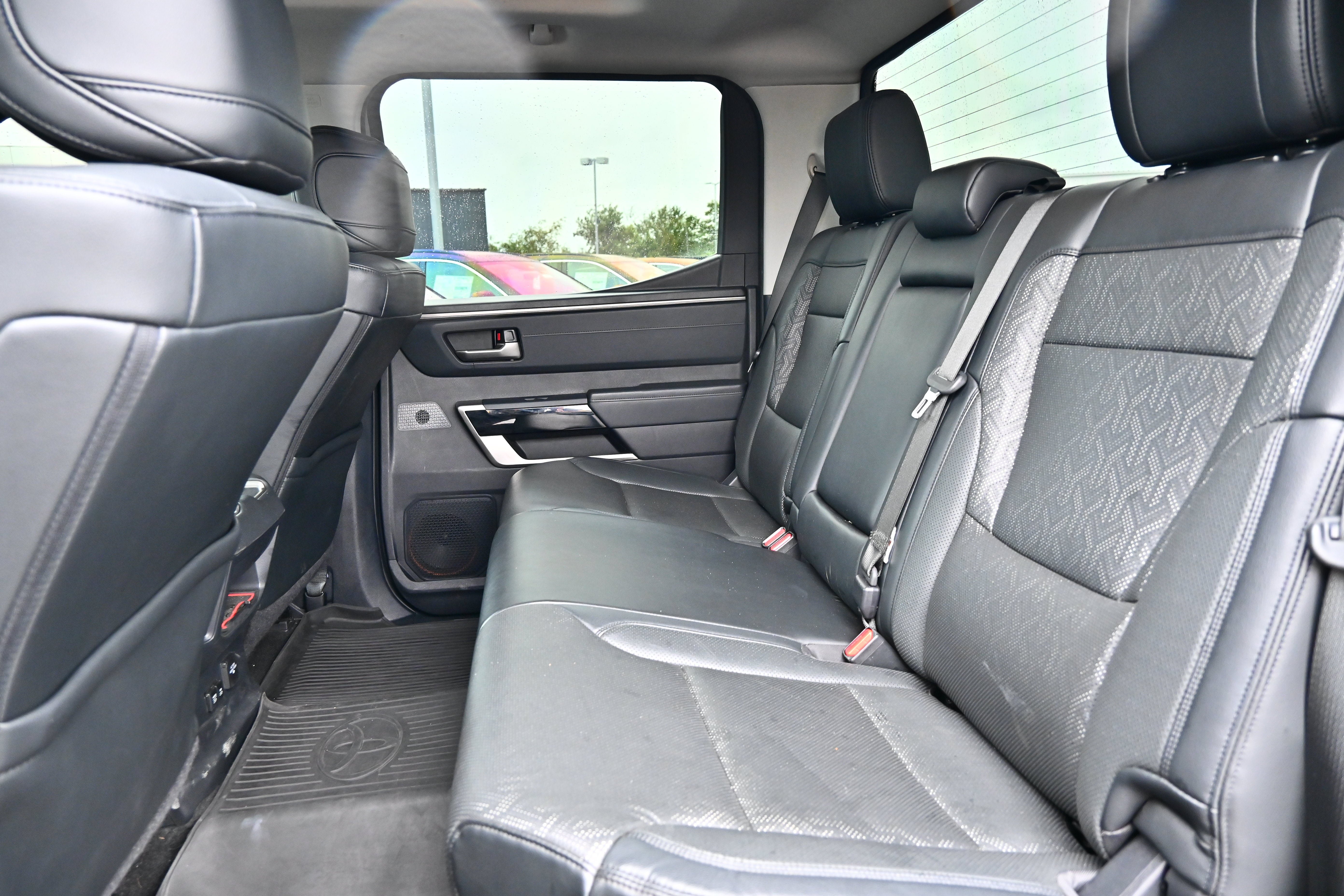 Used 2022 Toyota Tundra Limited w/ TRD Off-Road Package AWD/4WD image 17