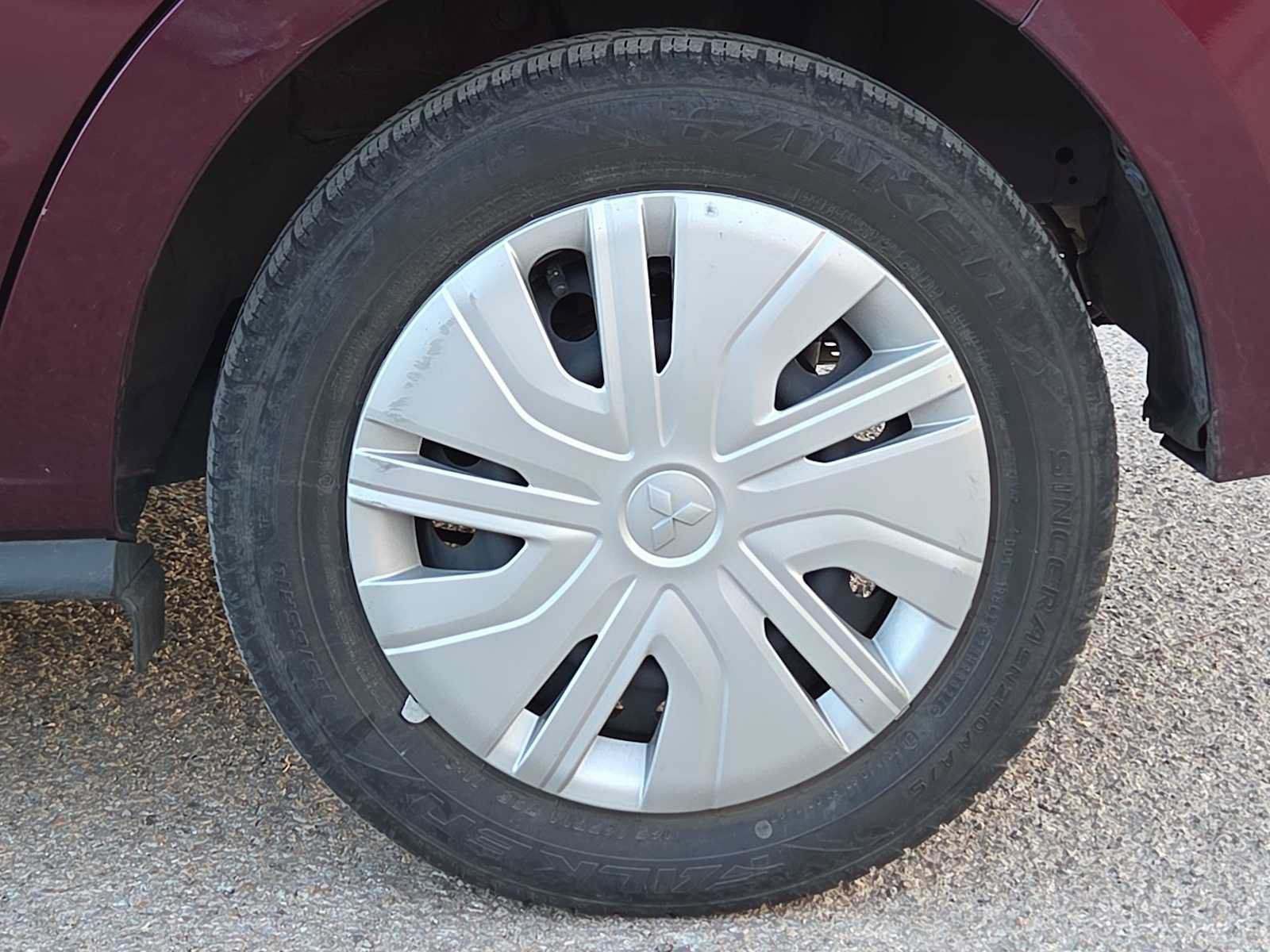 Used 2024 Mitsubishi Mirage ES FWD image 12