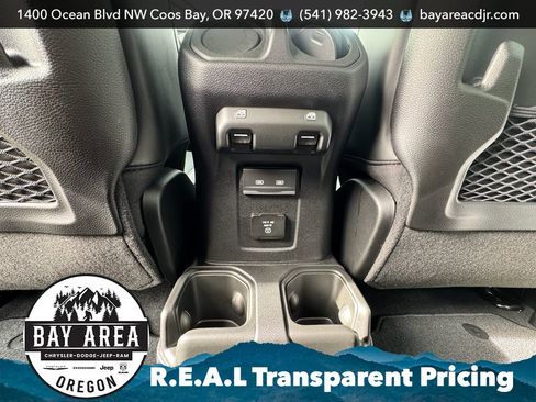 New 2026 Jeep Gladiator Rubicon w/ Steel Bumper Group AWD/4WD image 15