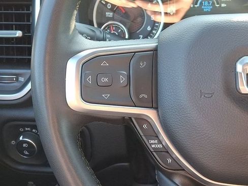 Used 2025 RAM 1500 Big Horn AWD/4WD image 24