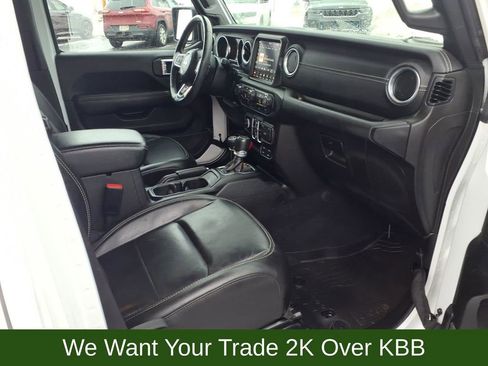 Used 2023 Jeep Wrangler Unlimited Sahara w/ Cold Weather Group image 19