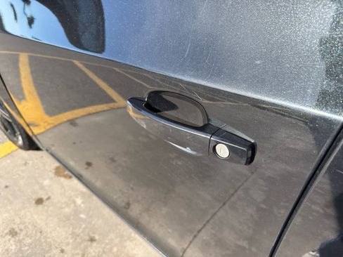 Used 2013 Chevrolet Cruze LT FWD image 9