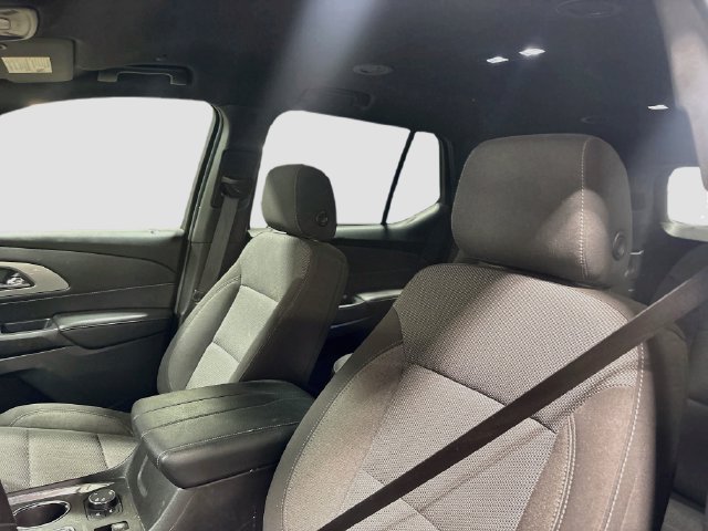 Used 2022 Chevrolet Traverse LT AWD/4WD image 18