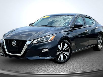 Used 2021 Nissan Altima 2.5 SV
