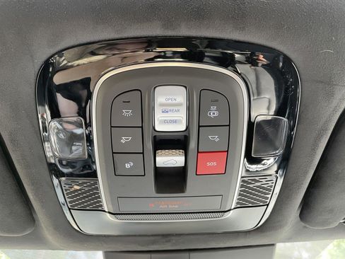 Used 2025 Hyundai Palisade Calligraphy AWD/4WD image 36