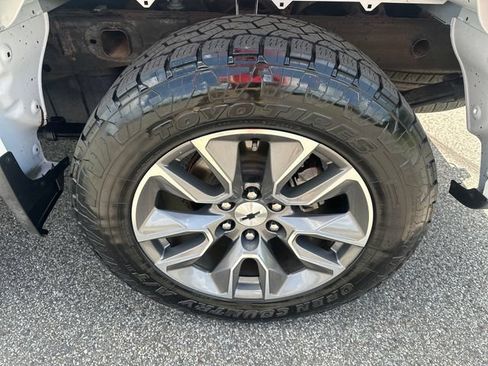 Used 2019 Chevrolet Silverado 1500 RST w/ All-Star Edition AWD/4WD image 9
