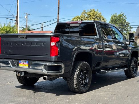 Used 2020 Chevrolet Silverado 2500 LTZ w/ LTZ Plus Package RWD image 4