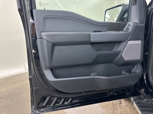 New 2025 Ford F150 Lariat w/ Equipment Group 501A Mid image 29