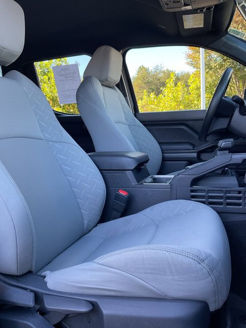 Used 2025 Toyota Tacoma SR5 AWD/4WD image 17