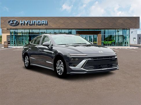 New 2026 Hyundai Sonata Blue image 11