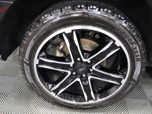 Used 2020 Ford Expedition Limited w/ Equipment Group 303A AWD/4WD image 90