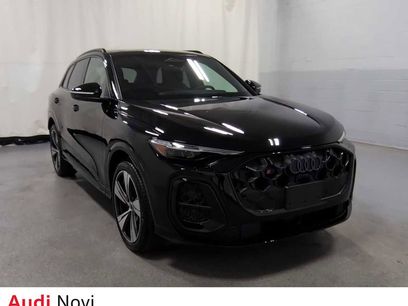 New 2025 Audi SQ5 Premium Plus