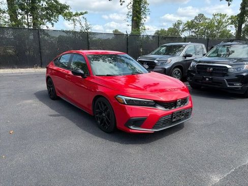 Used 2023 Honda Civic Sport image 3