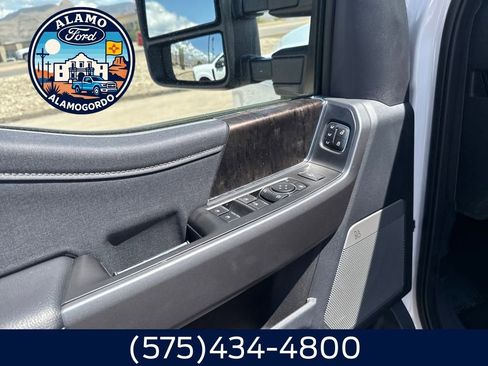 New 2024 Ford F250 Lariat w/ Lariat Ultimate Package image 4