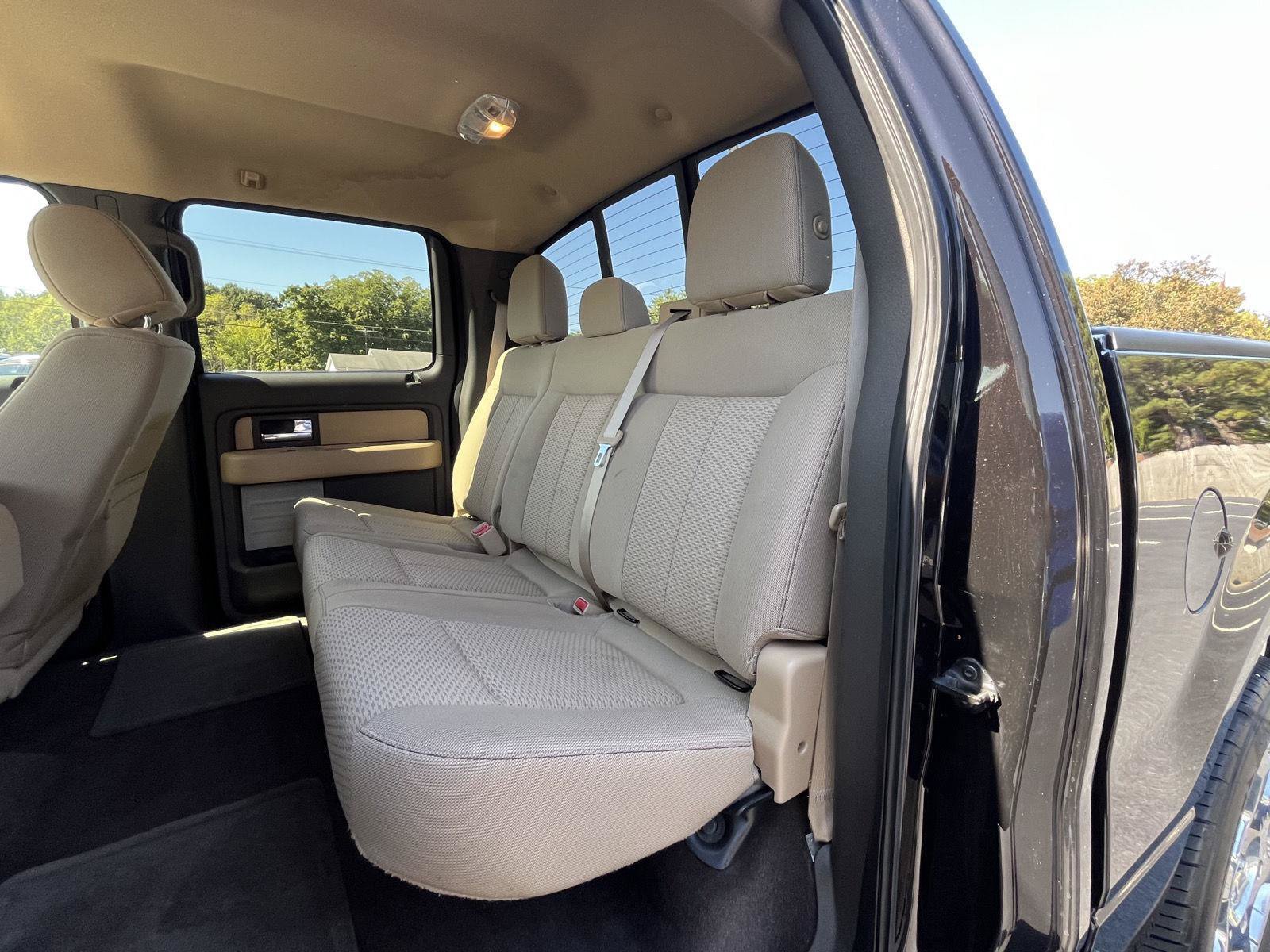 Used 2013 Ford F150 XLT w/ Luxury Equipment Group RWD image 17