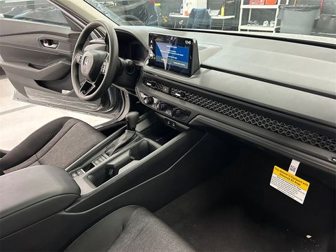 New 2026 Honda Accord SE image 22