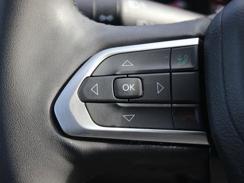 Used 2023 Jeep Compass Latitude w/ Convenience Group image 15