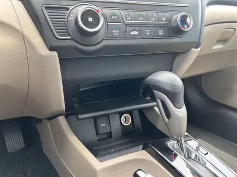 Used 2015 Honda Civic LX image 29
