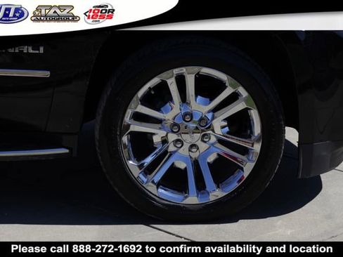 Used 2017 GMC Yukon XL Denali w/ Enhanced Security Package image 10