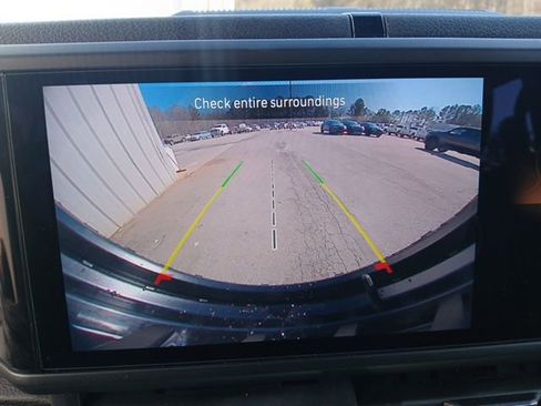 Used 2024 Jeep Wrangler Sport S image 38