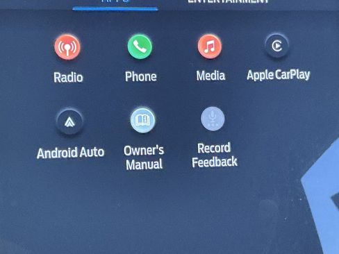 Used 2024 Ford Edge Titanium image 9