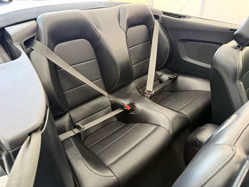 Used 2019 Ford Mustang Premium image 17