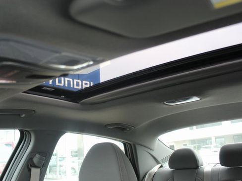 New 2026 Hyundai Elantra SEL Sport image 24