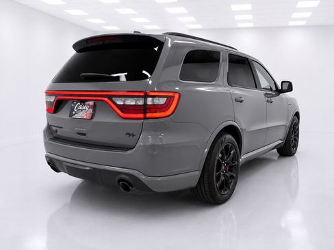 Used 2023 Dodge Durango R/T w/ Tow 'N Go Package AWD/4WD image 9