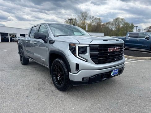 Certified 2025 GMC Sierra 1500 Elevation AWD/4WD image 8